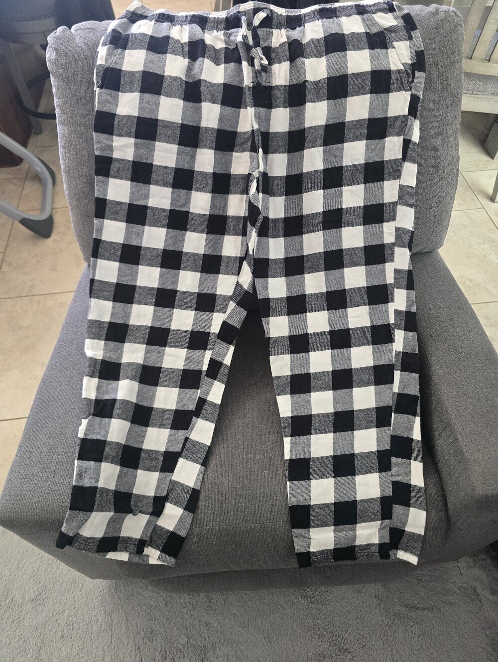 Old Navy Black and White Plaid Lounge Pants